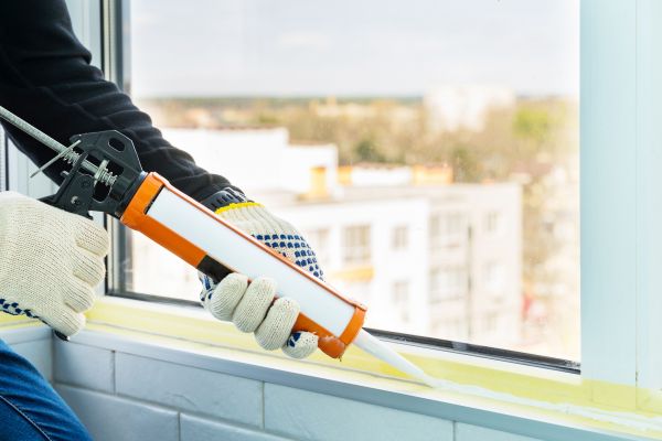Window Recaulking Service